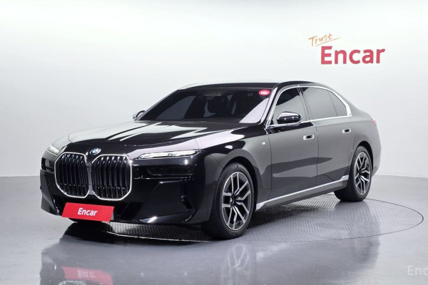 2023 BMW 7 серии с пробегом 30 365 км