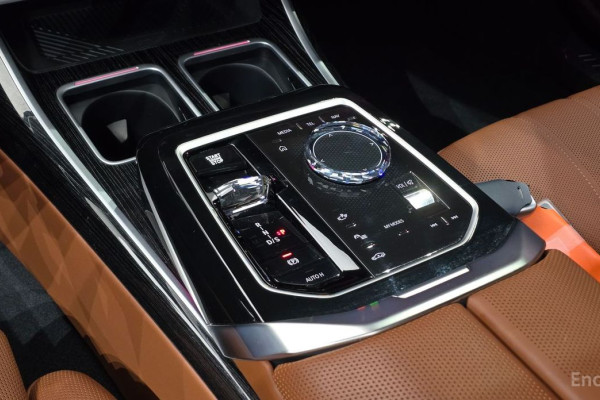 2025 BMW 7 серии с пробегом 15 744 км