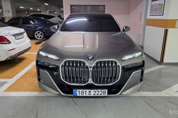 2025 BMW 7 серии с пробегом 1 690 км