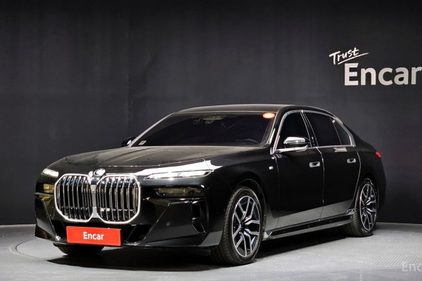 2025 BMW 7 серии с пробегом 10 068 км
