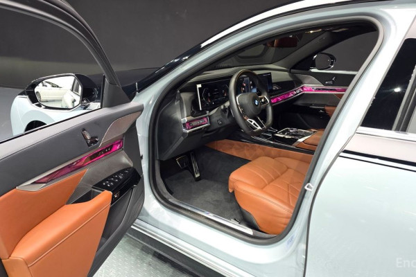2025 BMW 7 серии с пробегом 15 744 км