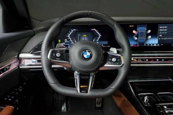 2025 BMW 7 серии с пробегом 19 885 км