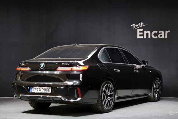 2025 BMW 7 серии с пробегом 10 068 км