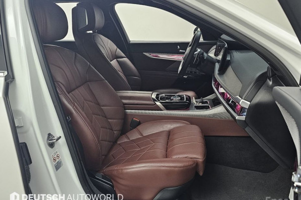 2023 BMW 7 серии с пробегом 28 725 км