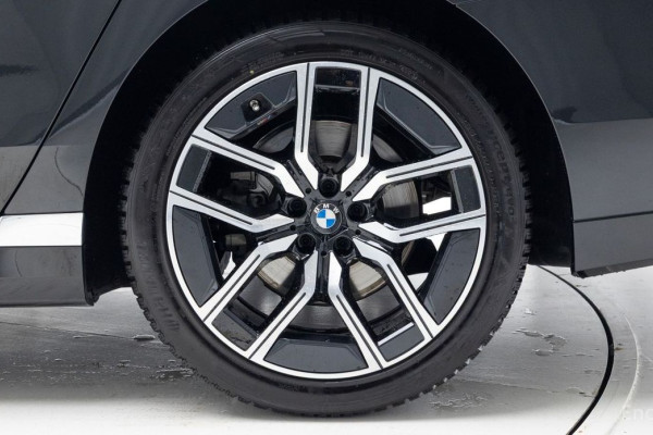 2023 BMW 7 серии с пробегом 31 190 км