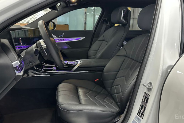 2025 BMW 7 серии с пробегом 9 594 км