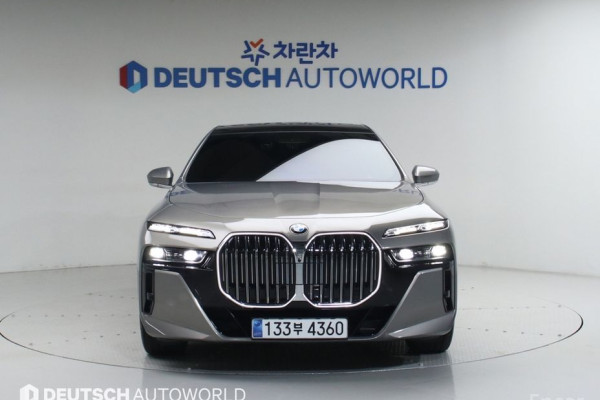 2023 BMW 7 серии с пробегом 35 500 км