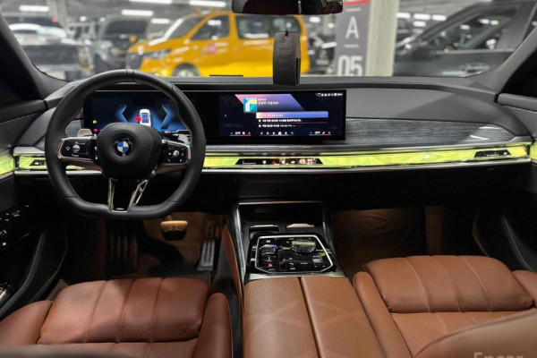 2025 BMW 7 серии с пробегом 5 000 км