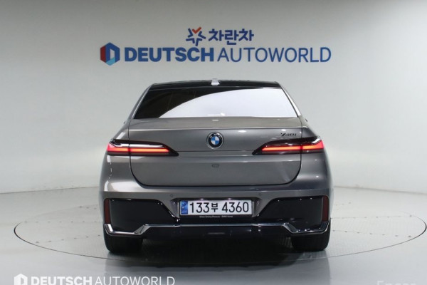 2023 BMW 7 серии с пробегом 35 500 км