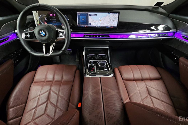 2025 BMW 7 серии с пробегом 10 068 км