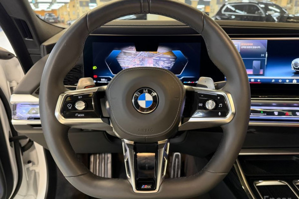 2025 BMW 7 серии с пробегом 19 972 км