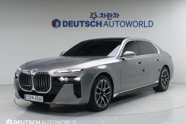 2023 BMW 7 серии с пробегом 35 500 км