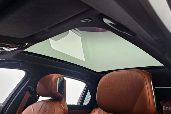 2025 BMW 7 серии с пробегом 28 815 км