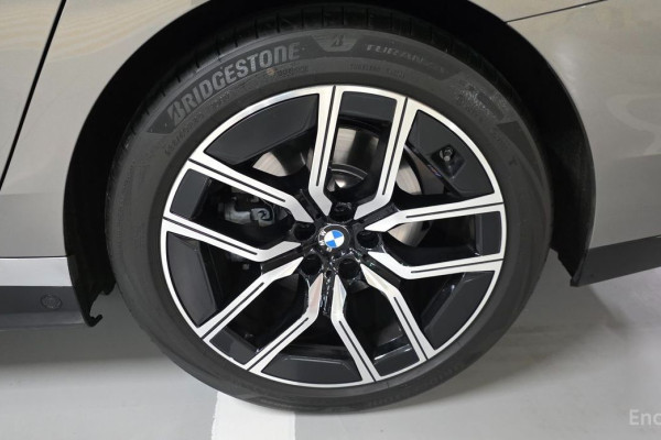 2025 BMW 7 серии с пробегом 1 690 км