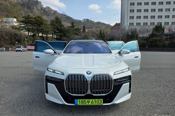 2025 BMW 7 серии с пробегом 7 500 км