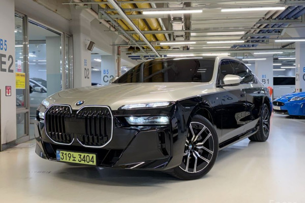 2025 BMW 7 серии с пробегом 19 972 км