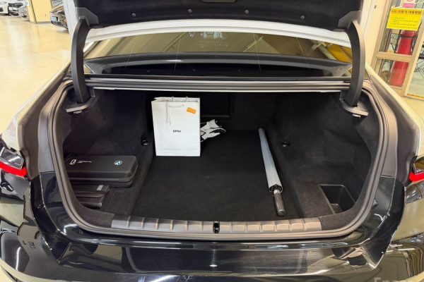 2025 BMW 7 серии с пробегом 19 972 км