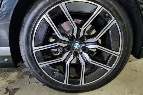 2025 BMW 7 серии с пробегом 12 500 км