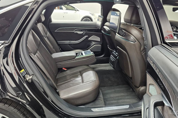 2023 Audi A8 с пробегом 50 389 км