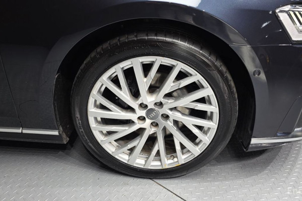 2021 Audi A8 с пробегом 64 880 км