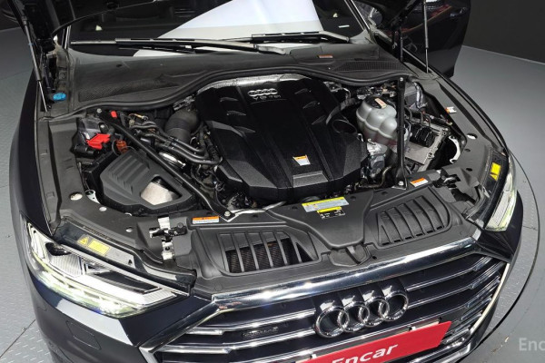 2021 Audi A8 с пробегом 64 880 км