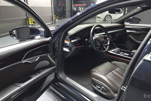 2021 Audi A8 с пробегом 64 880 км