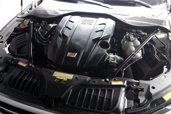 2021 Audi A8 с пробегом 110 292 км