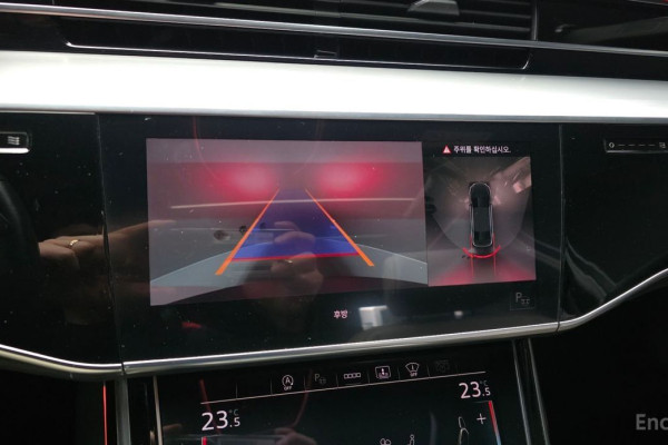 2021 Audi A8 с пробегом 64 880 км