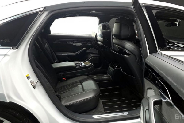 2021 Audi A8 с пробегом 110 292 км