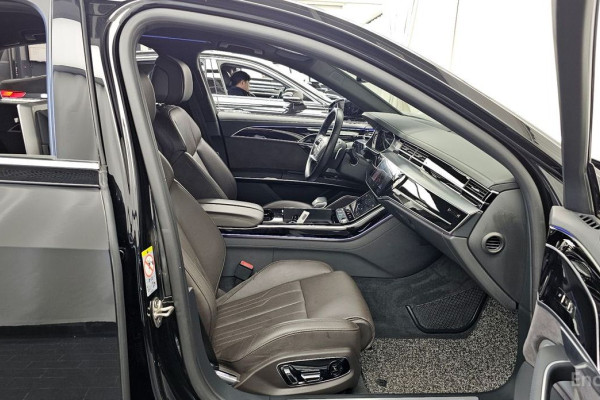 2021 Audi A8 с пробегом 59 443 км