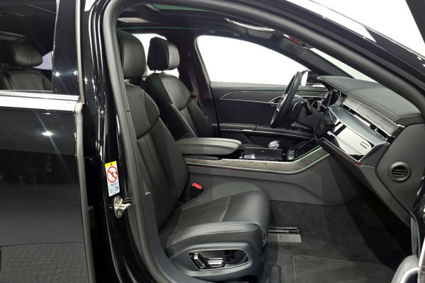 2022 Audi A8 с пробегом 13 393 км