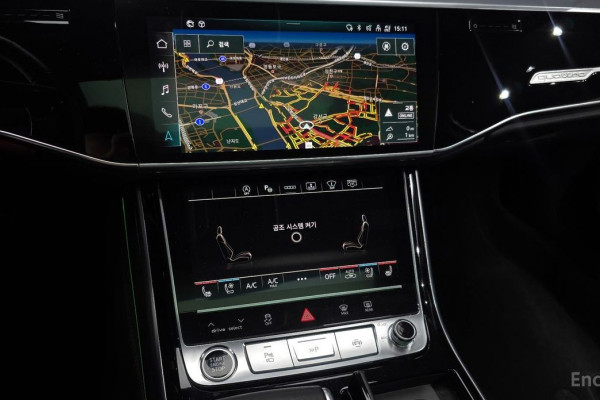 2022 Audi A8 с пробегом 13 393 км