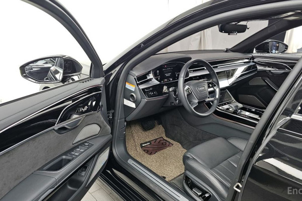 2021 Audi A8 с пробегом 39 250 км