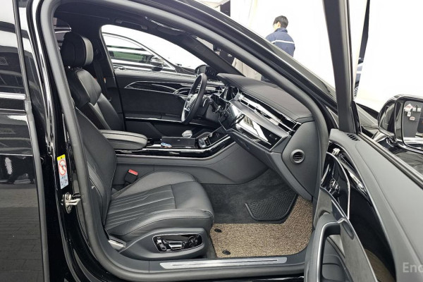 2021 Audi A8 с пробегом 39 250 км