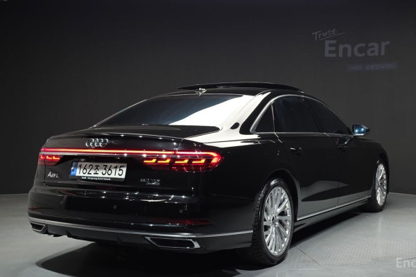 2021 Audi A8 с пробегом 79 227 км