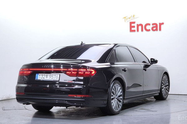 2022 Audi A8 с пробегом 60 745 км