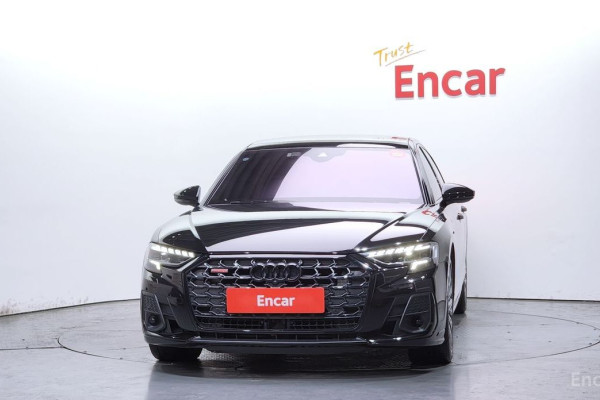 2022 Audi A8 с пробегом 60 745 км