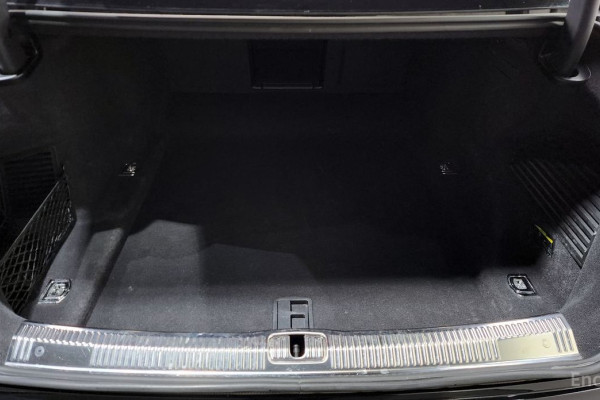 2022 Audi A8 с пробегом 60 745 км