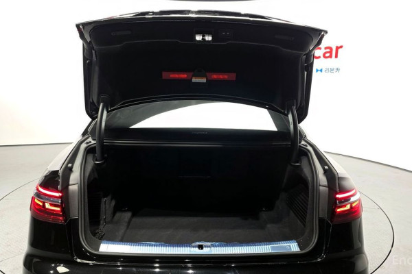 2021 Audi A8 с пробегом 51 176 км