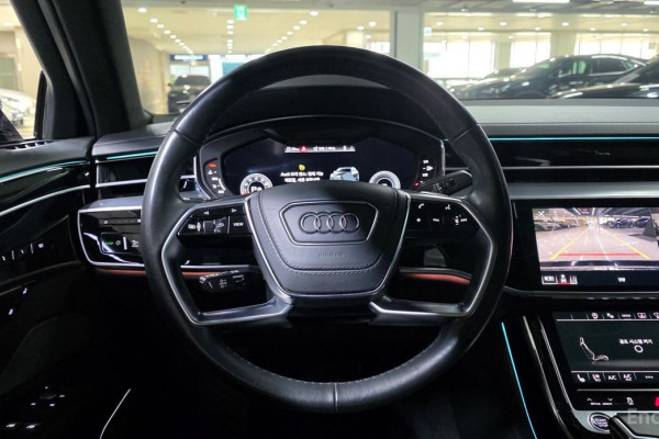 2021 Audi A8 с пробегом 63 832 км