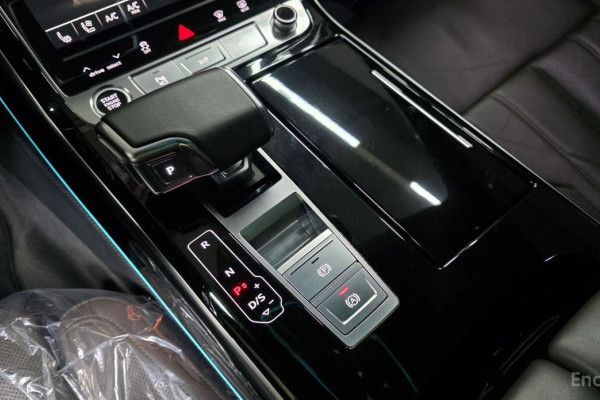 2021 Audi A8 с пробегом 63 832 км