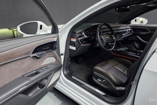 2023 Audi A8 с пробегом 45 120 км