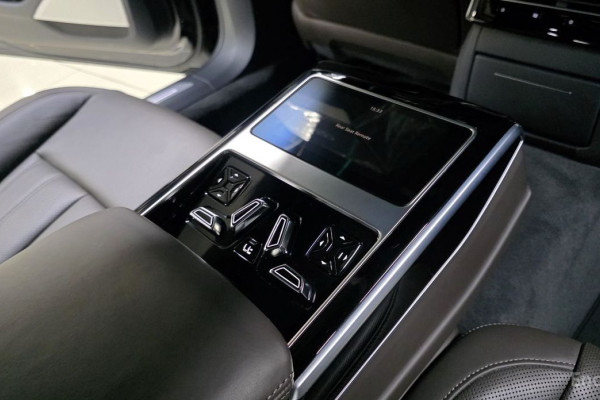 2021 Audi A8 с пробегом 63 832 км