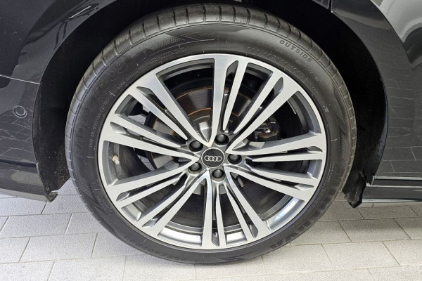 2023 Audi A8 с пробегом 34 376 км