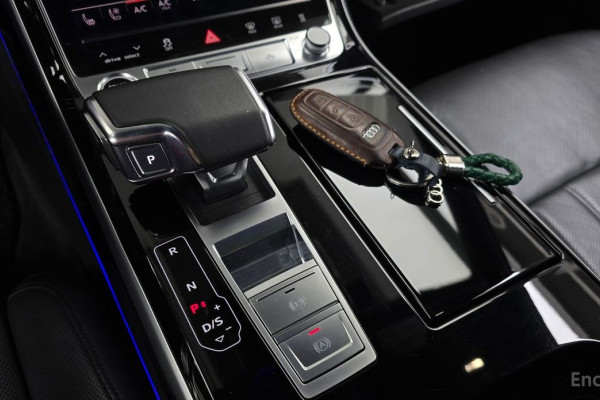2021 Audi A8 с пробегом 87 506 км