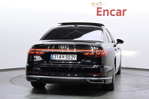 2021 Audi A8 с пробегом 61 895 км
