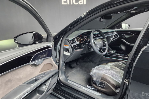 2023 Audi A8 с пробегом 21 957 км