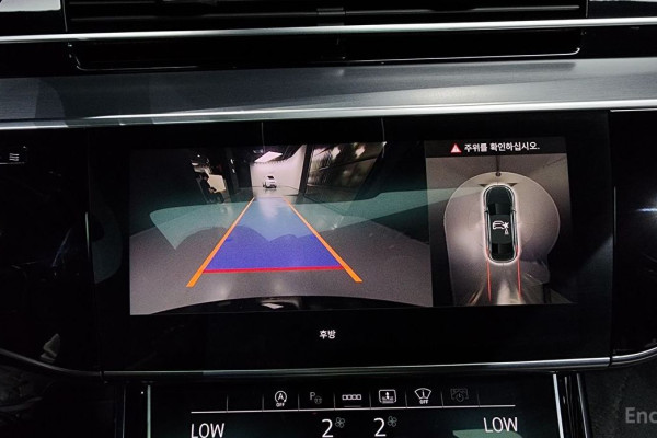 2023 Audi A8 с пробегом 21 957 км