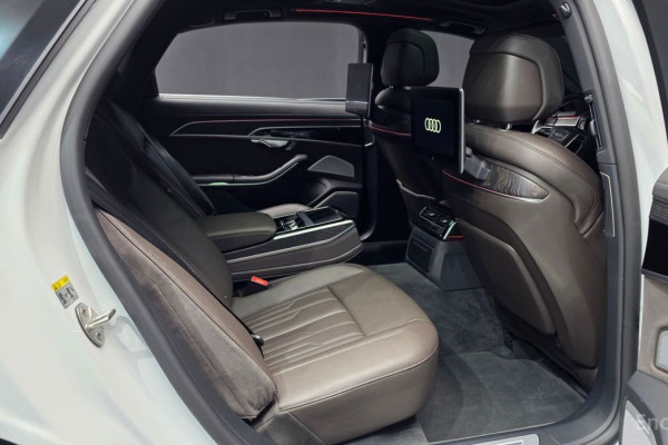 2023 Audi A8 с пробегом 45 120 км