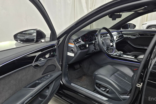 2021 Audi A8 с пробегом 87 506 км